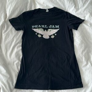 Pearl Jam 2022 Tour Shirt